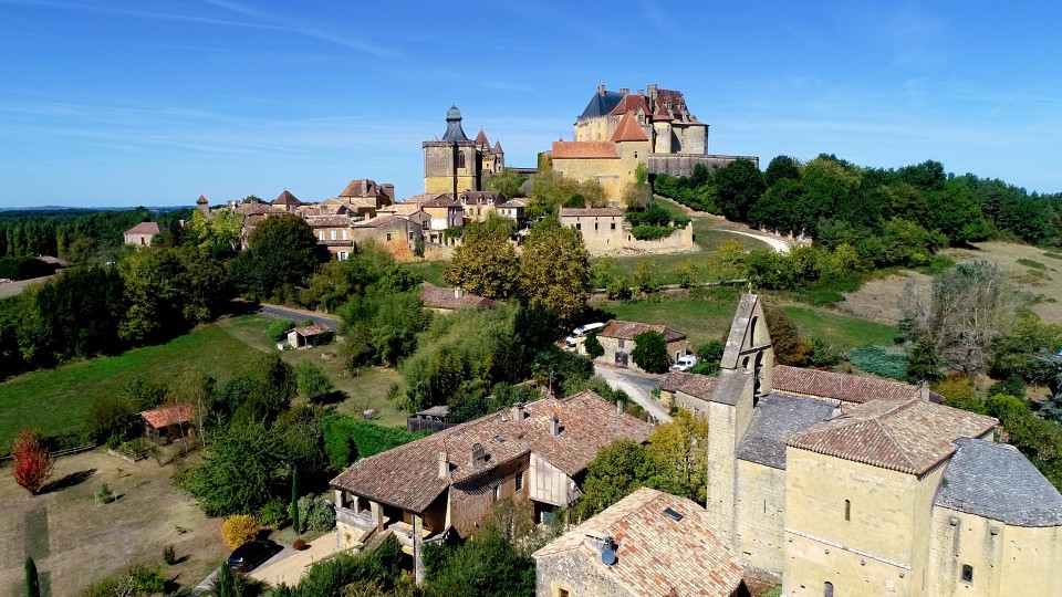 Iconic Villages of France - Clip 25