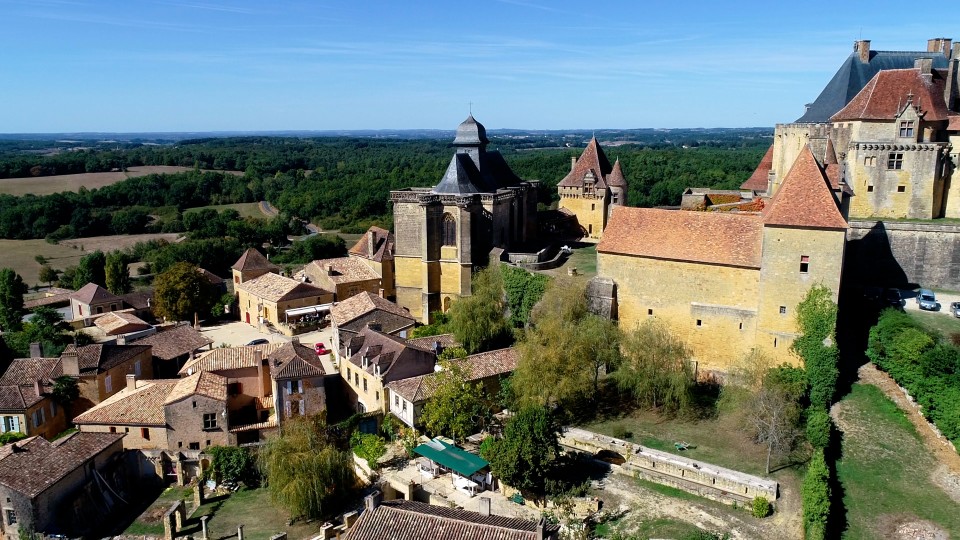 Iconic Villages of France - Clip 51