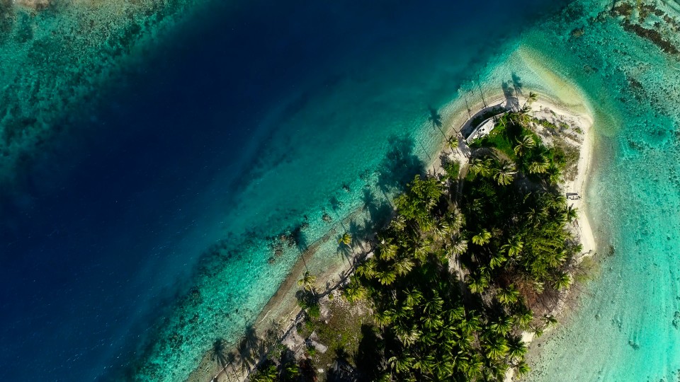 Aerial French Polynesia - Clip 171