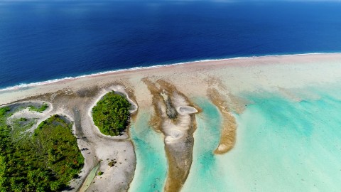 Aerial French Polynesia - Clip 186