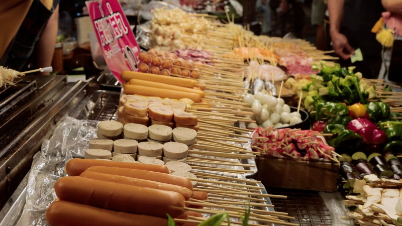 Thai Street Food [32 clips]