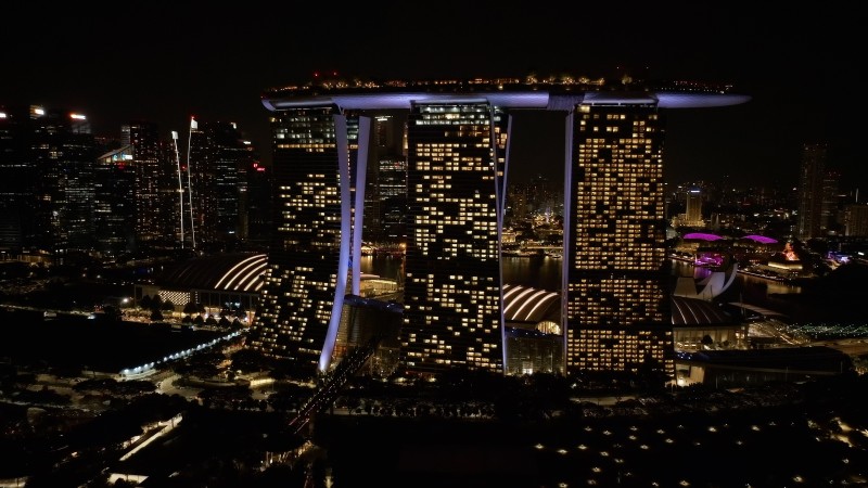 Singapore by Night [19 Clips]