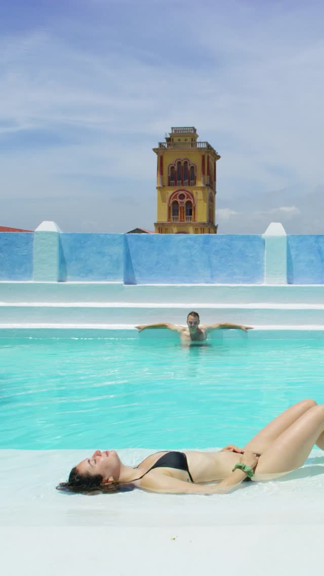 Cartagena - Clip 2