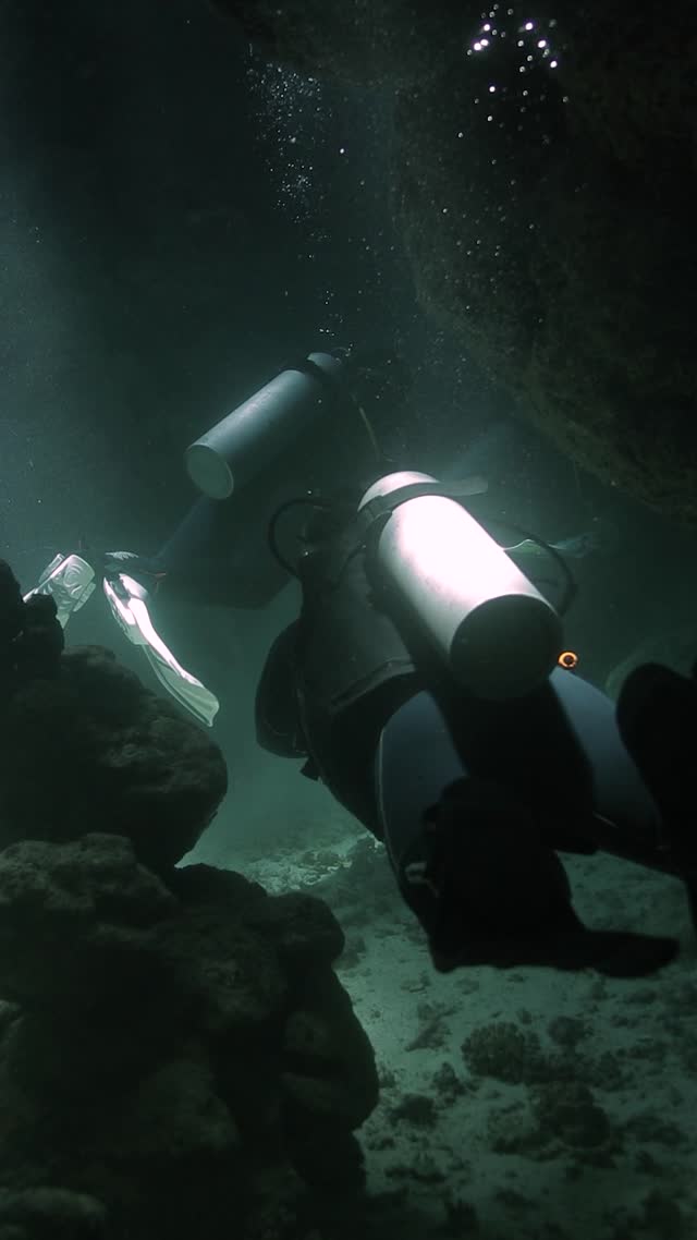 Wrecks and Caves - Clip 2